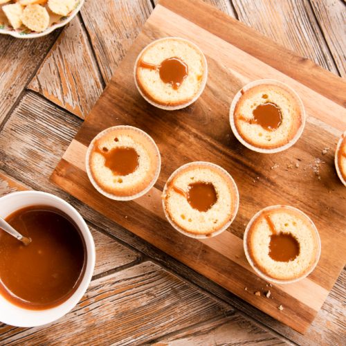 Cookie cups with caramel