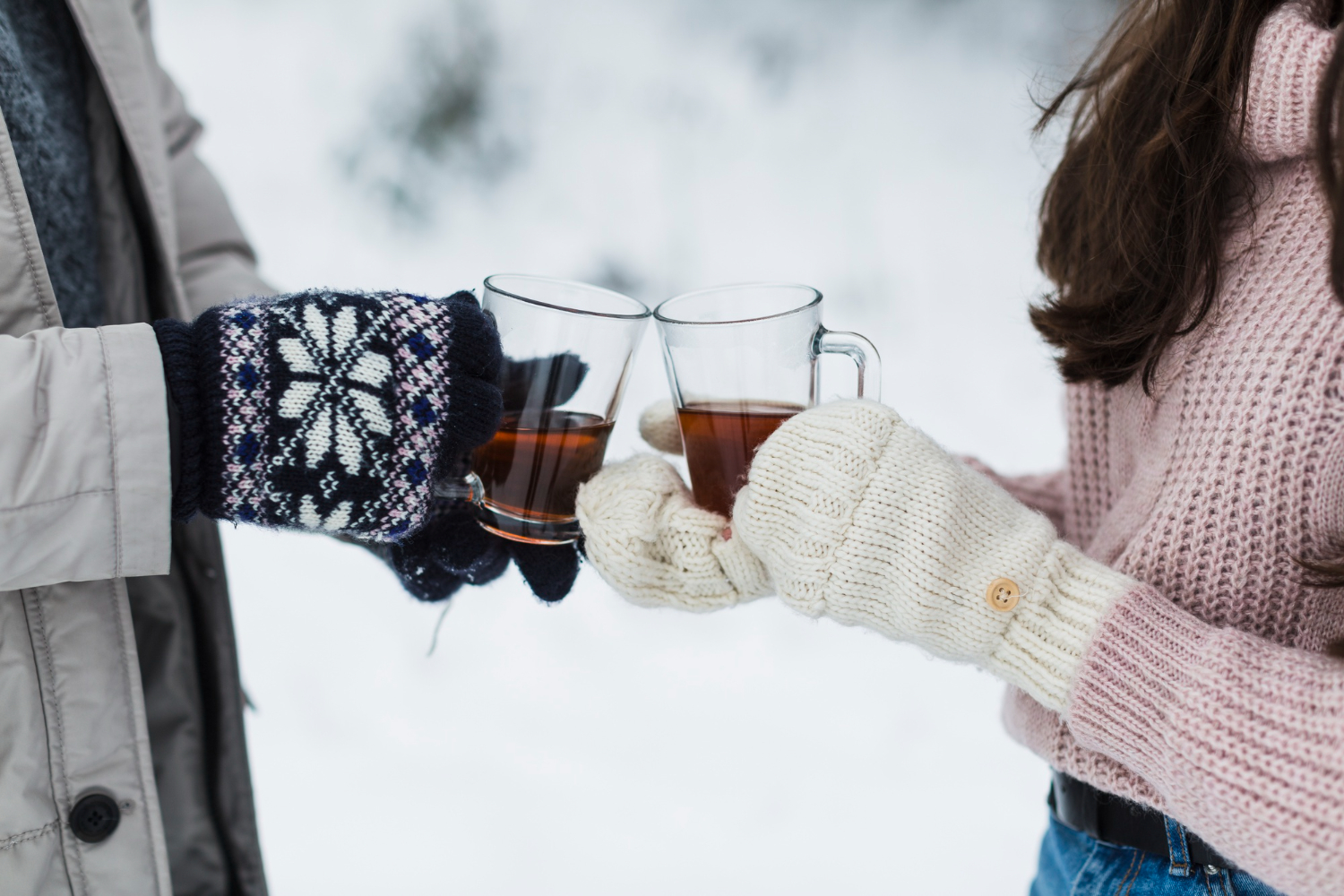 3 Reasons to Switch to Warm Beverages During the Winter